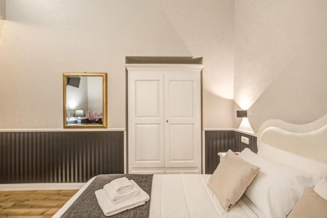 Smart Lux Roma Centro Ξενοδοχείο Εξωτερικό φωτογραφία